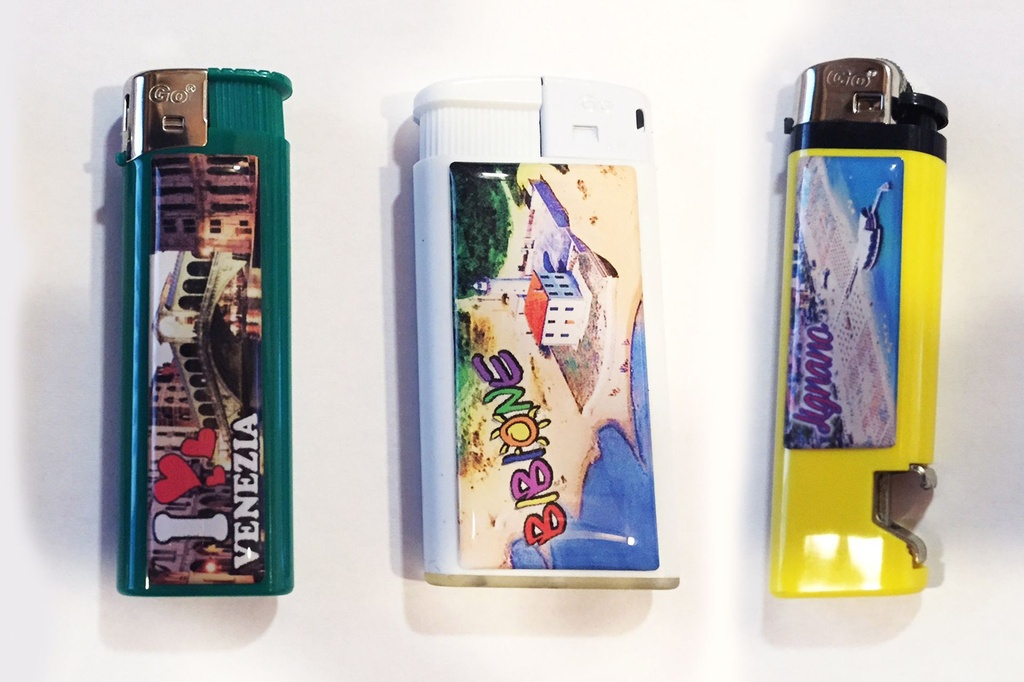 ACCENDINO ELETTRICO PIC C/ETICHETTA RESINATO PERS. 