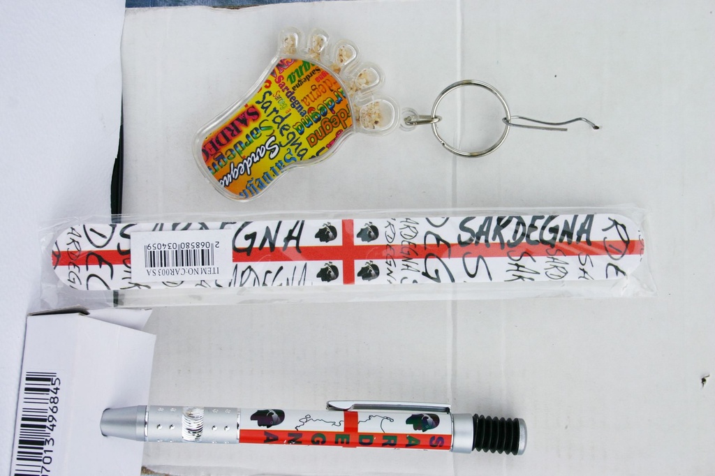 PORTACHIAVI PLASTICA PIEDE MULTISCRITTA SARDEGNA 