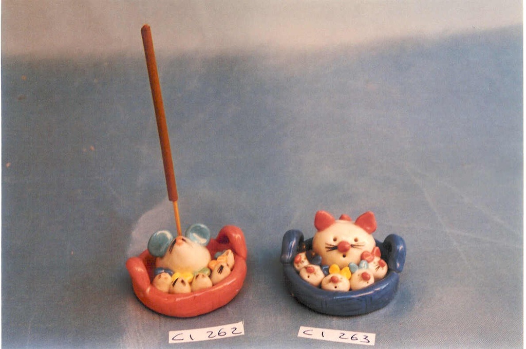 TOPOLINO CERAMICA SU CESTINO C/5 FIGLI 