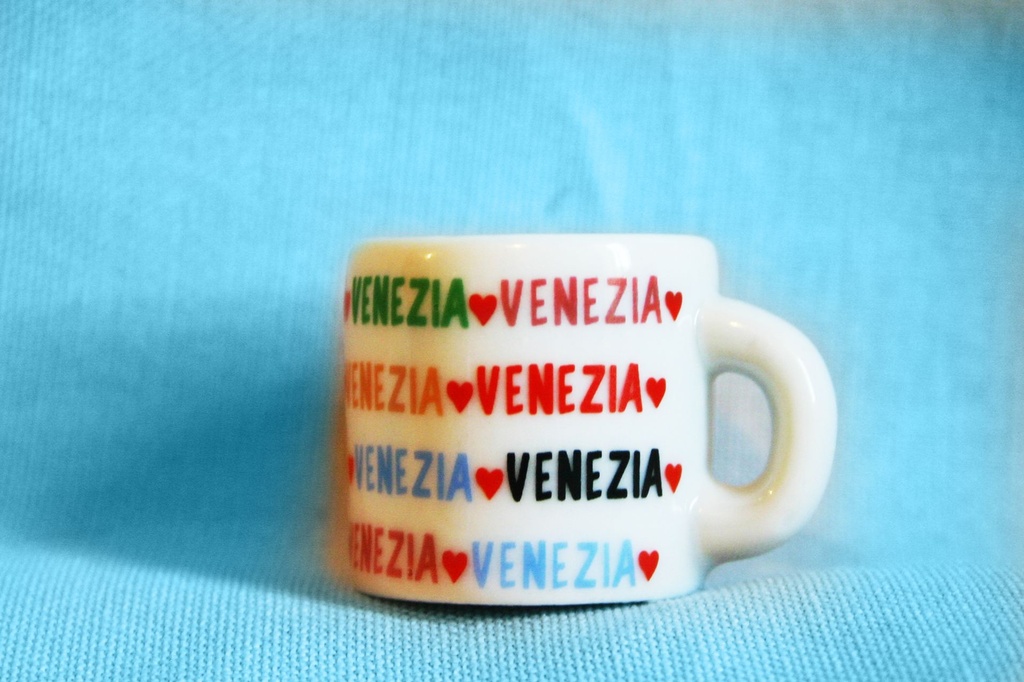 TAZZINA CER. MAGNETE C/SCATOLA "VENEZIA VENEZIA" 
