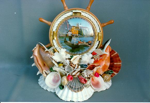 TIMONE PICCOLO GABBIANO SU B/CONCHIGLIE CM 23 