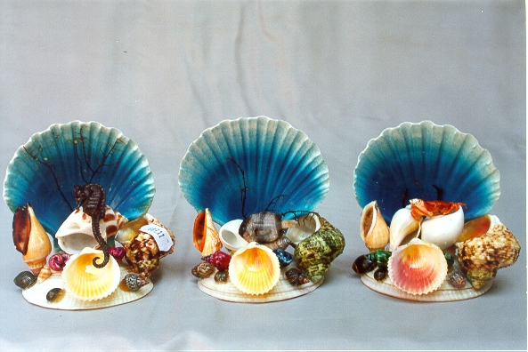 CAPPASANTA MIGNON DIPINTA H.11 PESCE NAT 