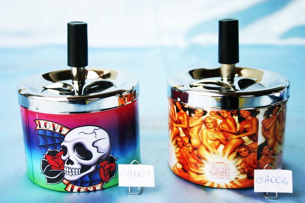 POSACENERE METALLO DONNE KAMASUTRA A PRESSIONE 