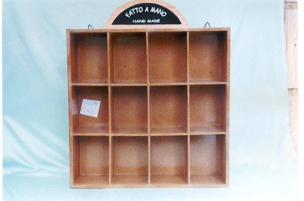 ESPOSITORE LEGNO c/12 SCOMPARTI h36x31 l 