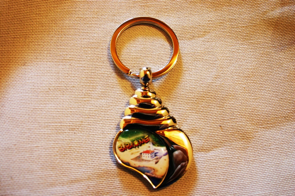 PORTACHIAVE MET.CONCHIGLIA PERS. C/SCATOLA 