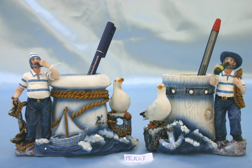 PORTAPENNE RES.c/MARINAIO+GABBIANO 12x12cm 2 MOD 