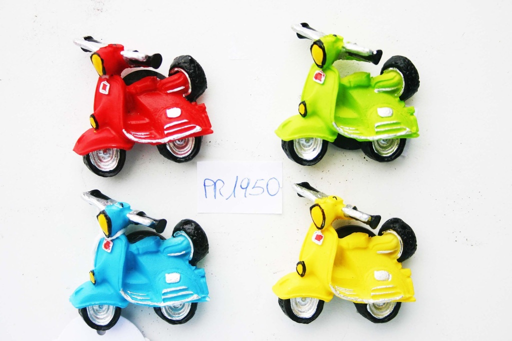 MAGNETE RESINA SCOOTER 4 COL.ASS. 