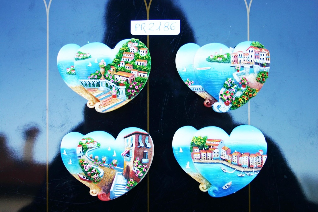 MAGNETE RESINA CUORE C/VEDUTA 4 MOD.ASS. 