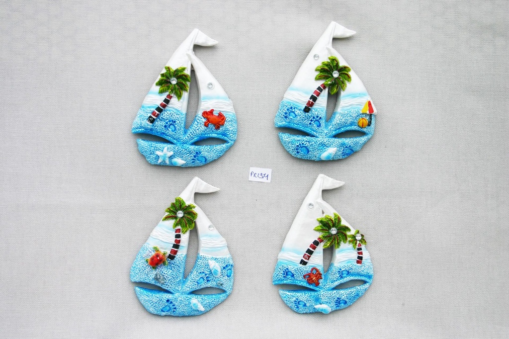 MAGNETE BARCA A VELA RESINA 4" 4 MOD ASS 