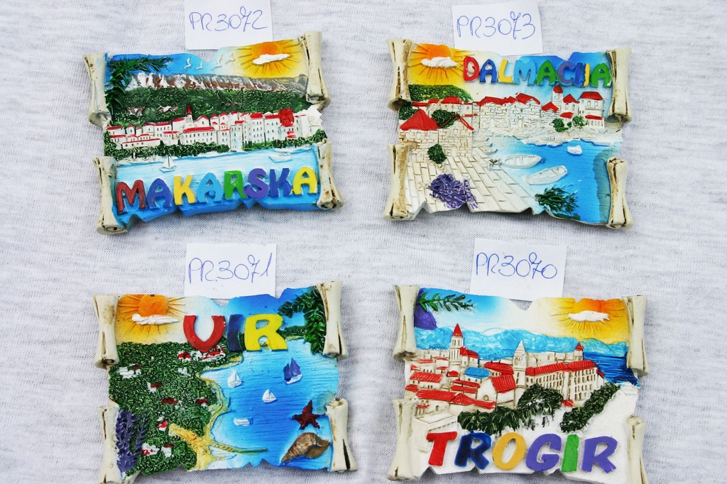 MAGNETE RESINA PERGAMENA TROGIR 