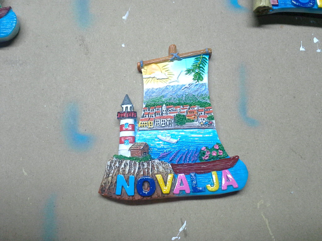 MAGNETE RESINA FARO+BARCA NOVALJA 