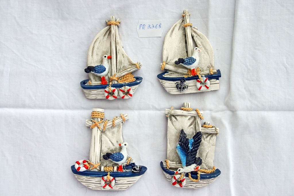 MAGNETE RESINA BARCHETTE 4 MOD ASS 