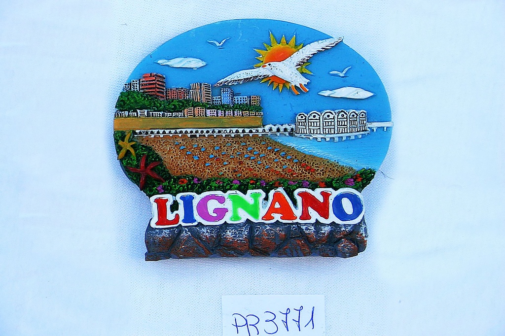 MAGNETE RESINA OVALE B/SASSI VEDUTA LIGNANO 