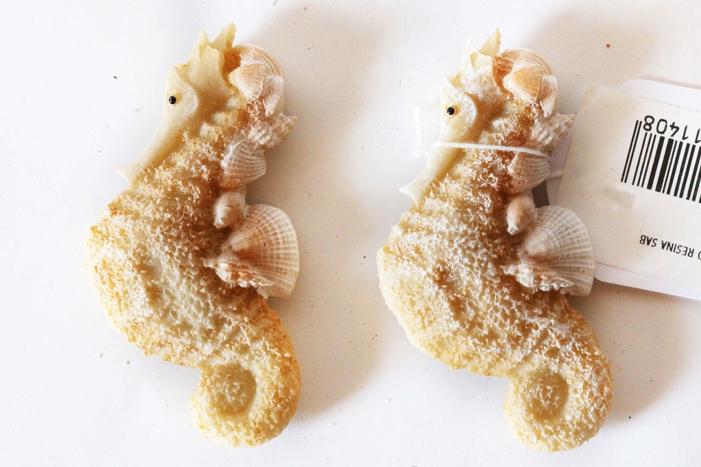 MAGNETE CAVALLUCCIO RESINA SABBIA 