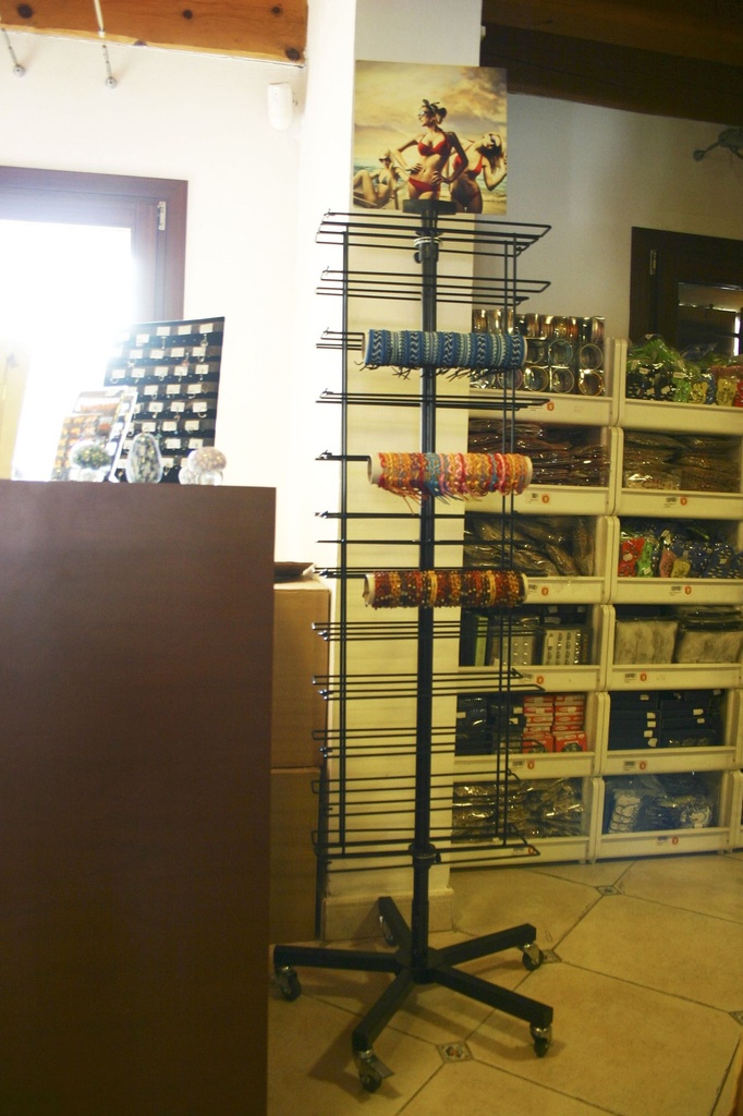 ESPOSITORE METALLO PER BRACCIALI (24 TUBI) H175 