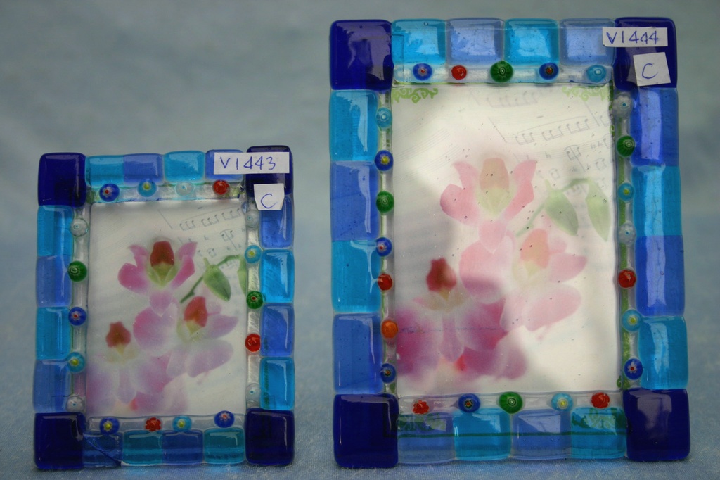 PORTAFOTO VETRO 10x8 - 6 COL. ASS.TI 