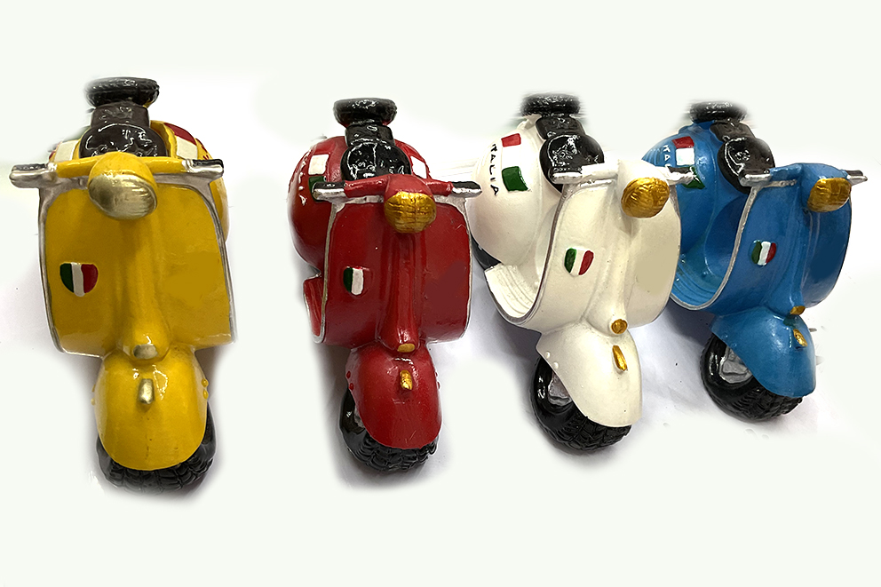 MOTO RESINA 4 COL ASS 15*10 CM